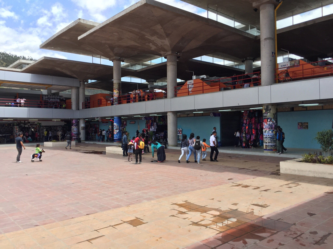 Mercado 24 de Mayo-奥塔瓦洛必去景点