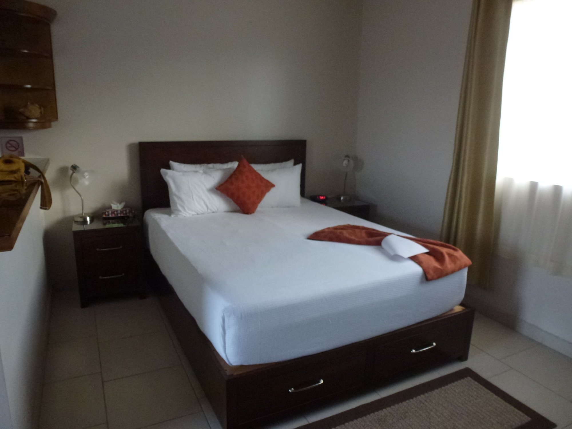 Bugambilias Suites Hotel-官方