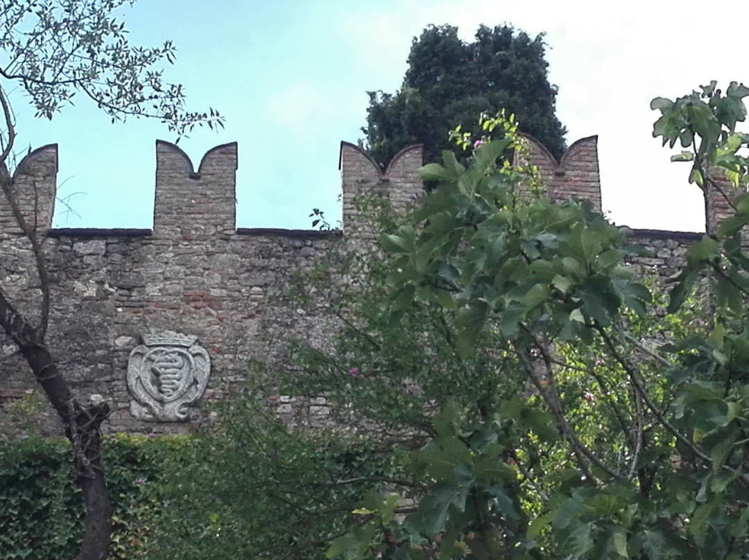 Castello di Cigognola-Cigognola必去景点