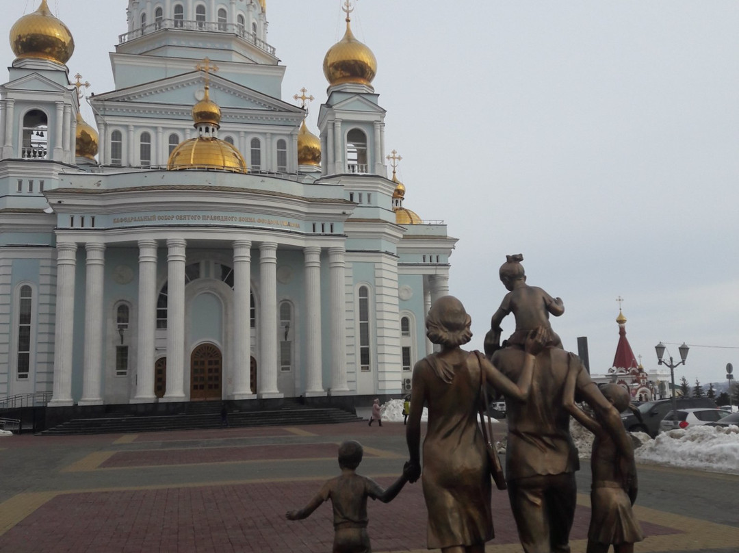 Family Monument-Saransk必去景点