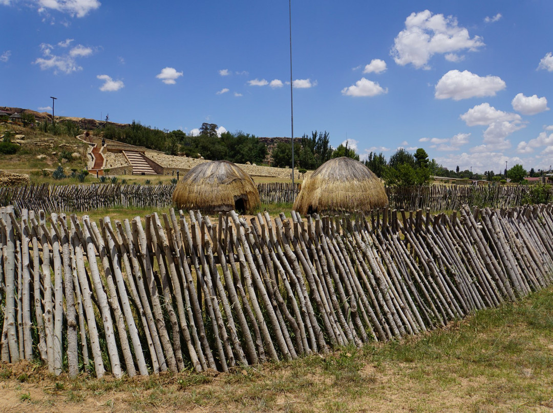 Thaba-Bosiu National Monument景点图片