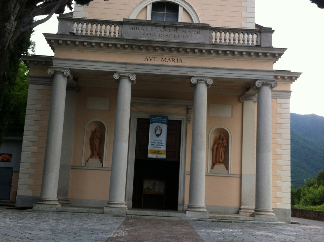 Santuario B.V. della Caravina景点图片