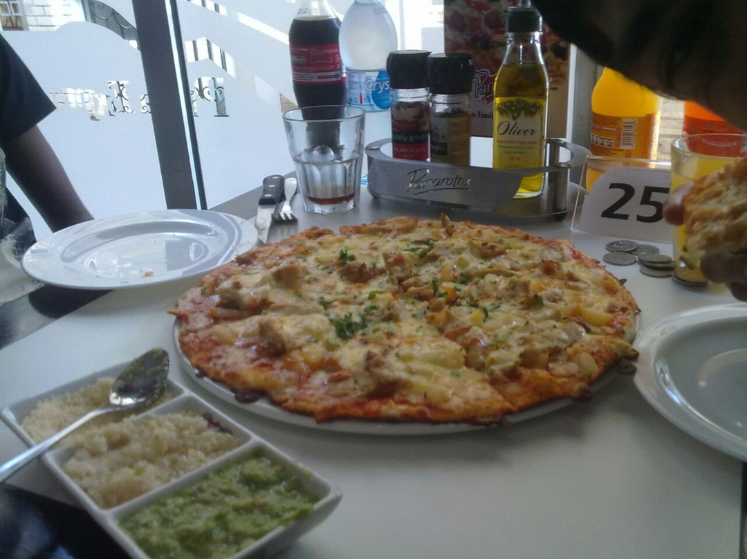 卡特勒博尔纳餐馆和美食-Panarottis Express Quatre-Bornes