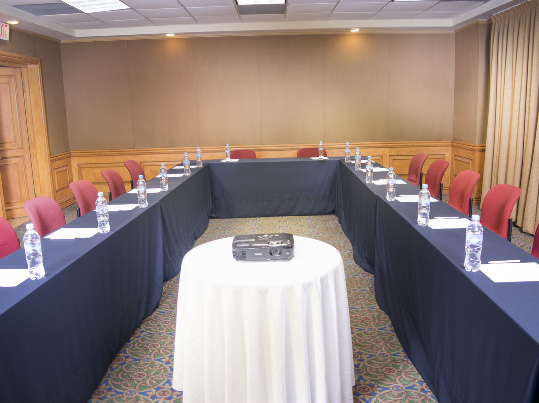 Istay Hotel Ciudad Victoria主图