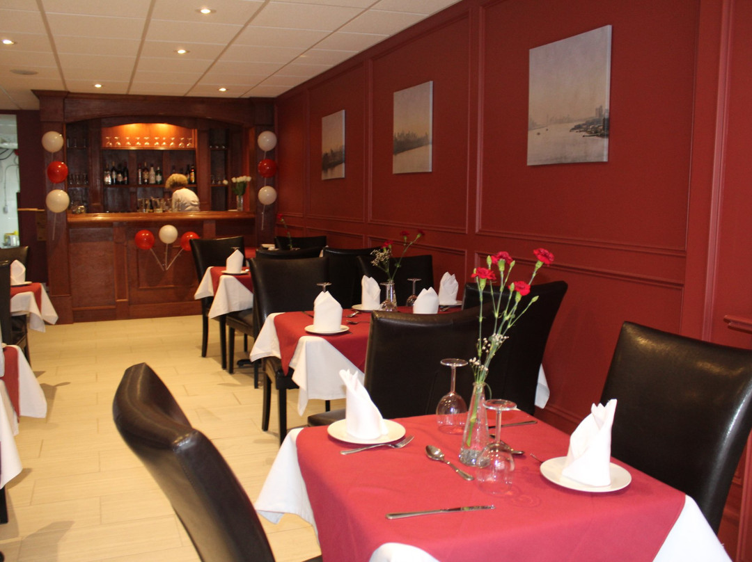 霍尔藤山市餐馆和美食-The Clay Oven