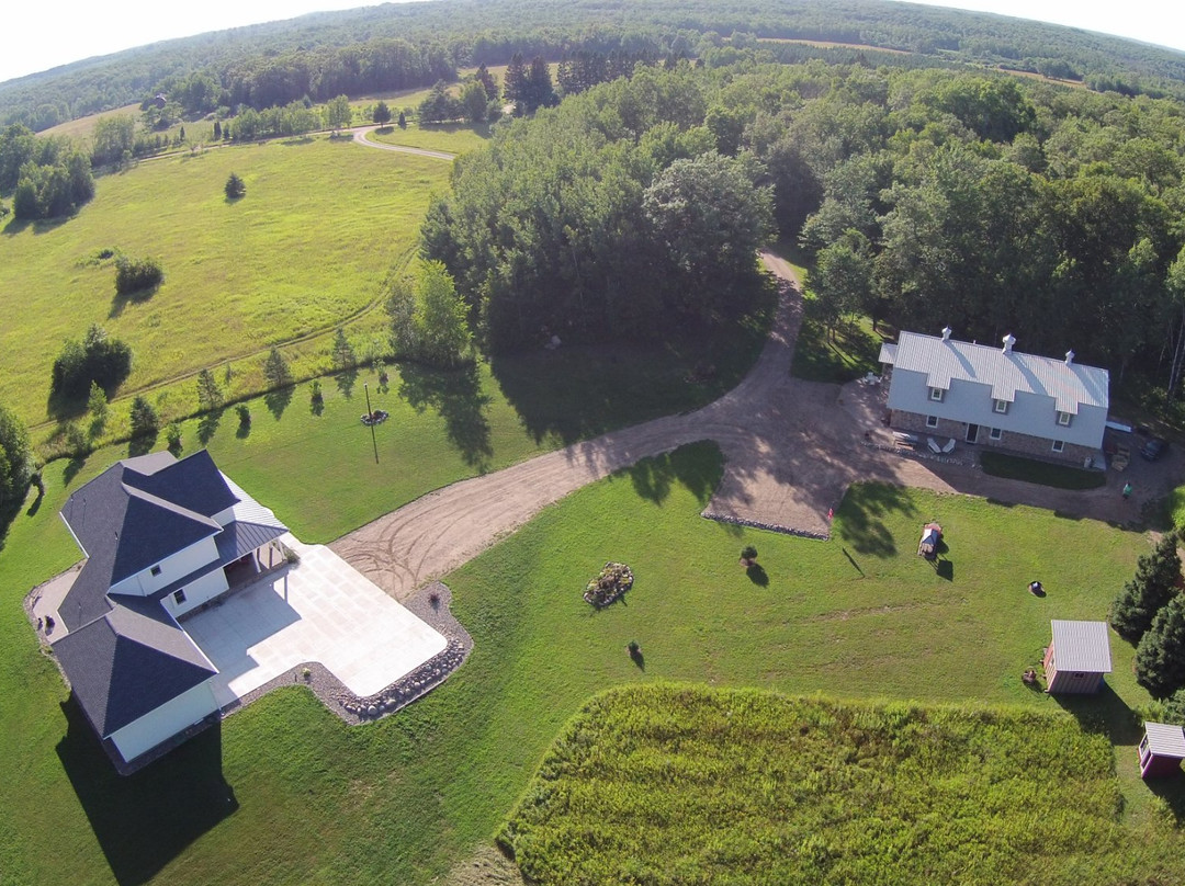 The Oliver Acreage主图