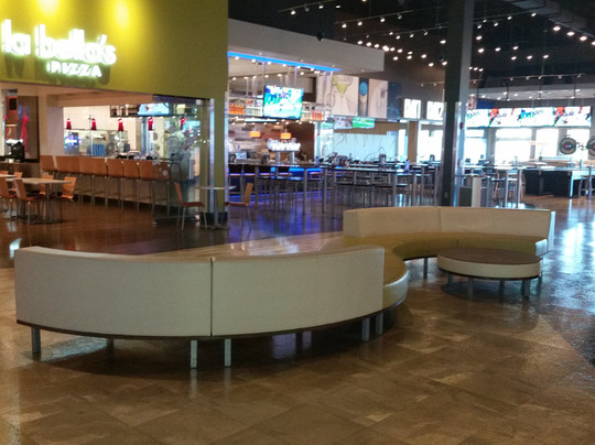 Main Event Entertainment-塔尔萨必去景点