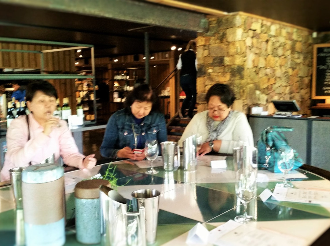 Cape to Cape Wine Tours & Charters景点图片