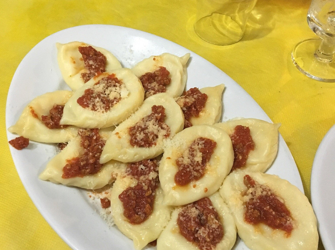Urzulei餐馆和美食-Bar Ristorante la Ruota