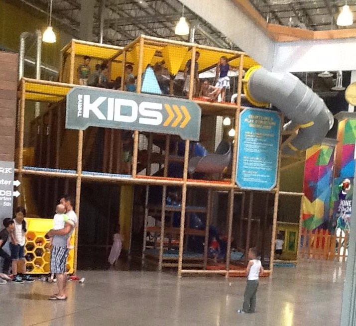 Bayside Blue Oaks Indoor Play Area景点图片