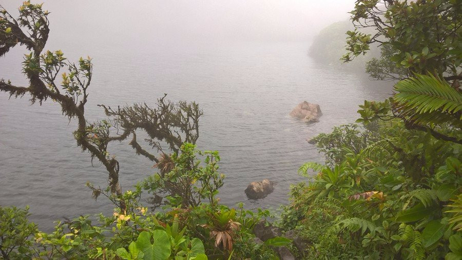 Boeri Lake-Morne Trois Pitons National Park必去景点