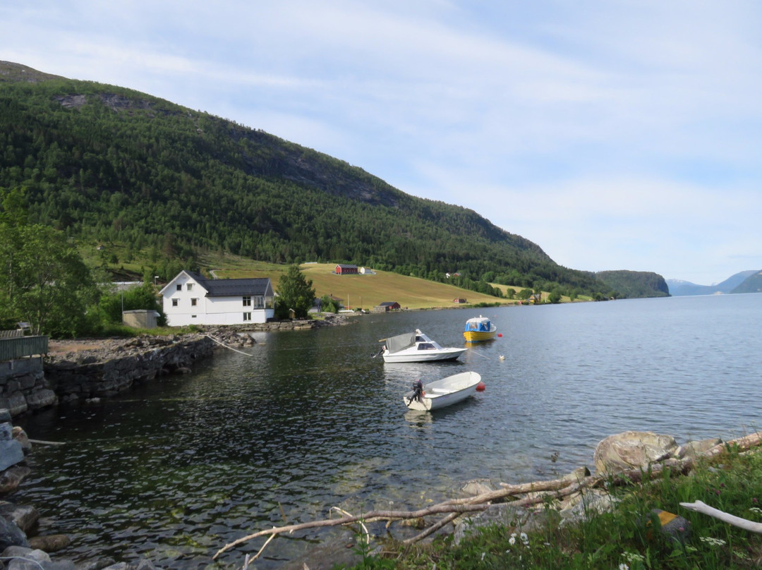 Hornindalsvatnet Lake景点图片