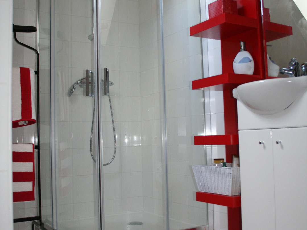 Le Chatel Guest House主图