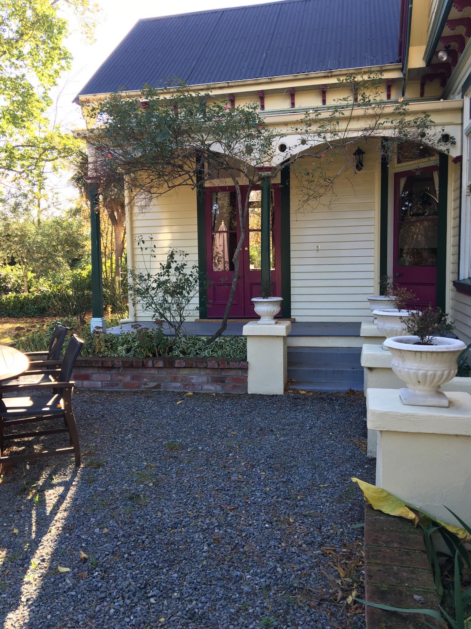 Old Glenmark Vicarage-官方