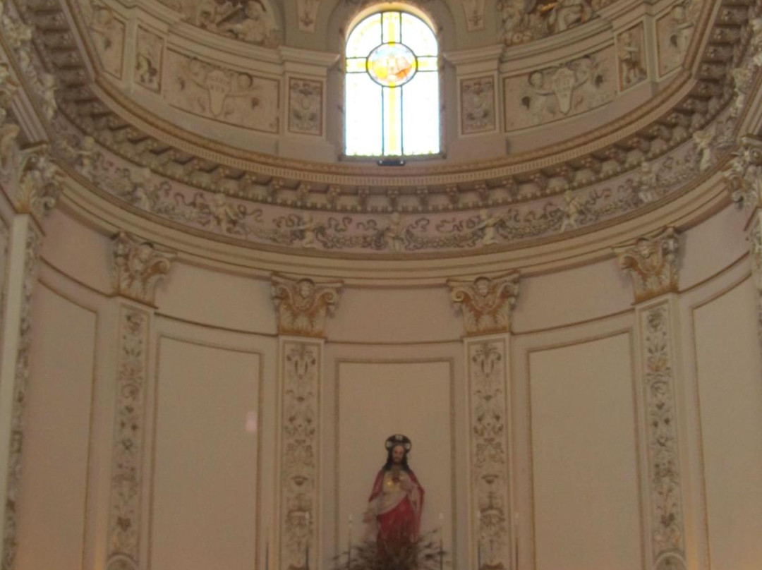 Chiesa del Sacro Cuore景点图片