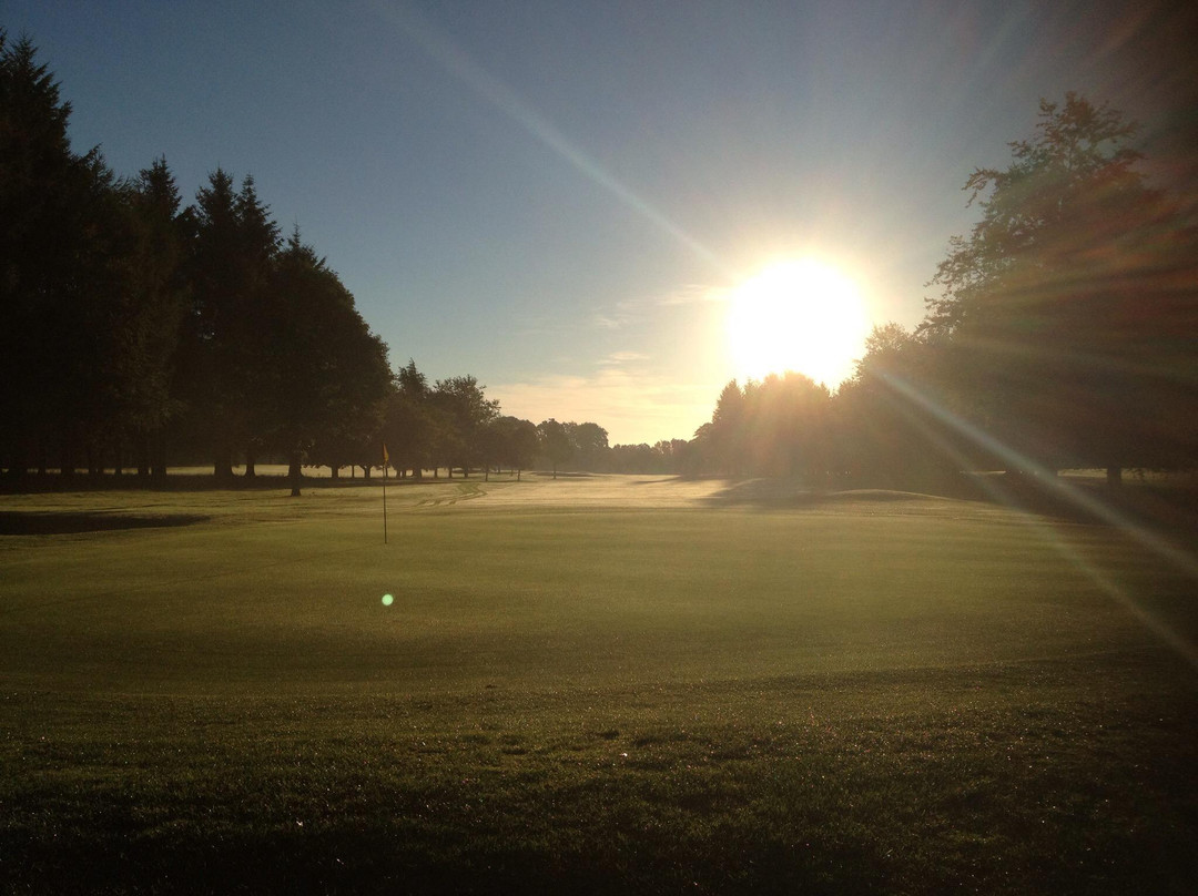 Downfield Golf Club-敦提必去景点