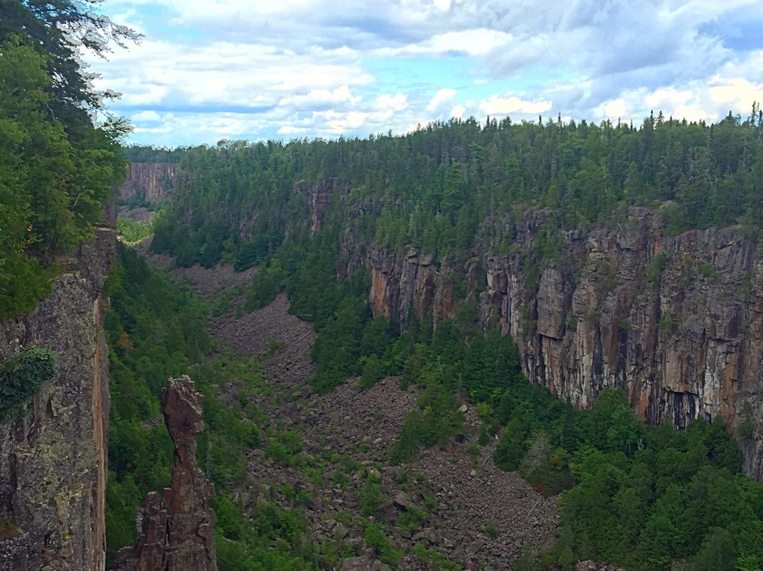 Ouimet Canyon Provincial Park-Dorion必去景点