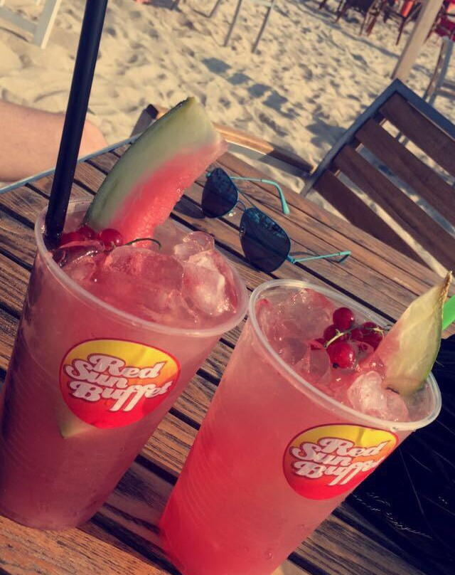 Red Sun Buffet Beach Bar-Liepaja必去景点