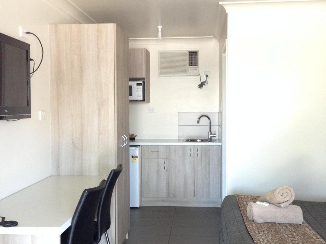 Starline Motor Inn主图