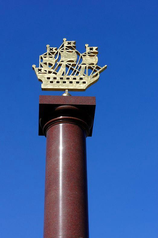 Stele to Labour Feat of Leningrad Citizens Evacuated to Novosibirsk in 1941-1943-新西伯利亚必去景点