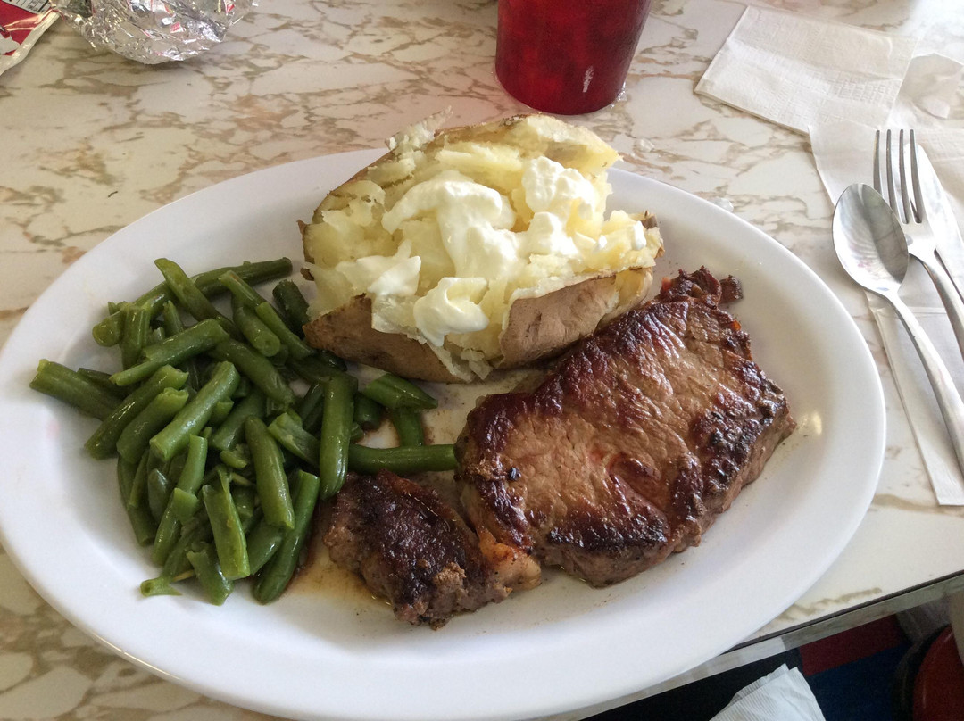 Waterville餐馆和美食-Ricky's Cafe