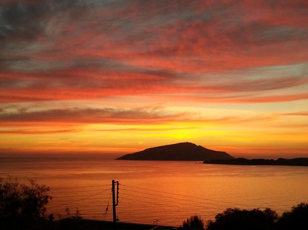 Paralia Christea-Sounio必去景点