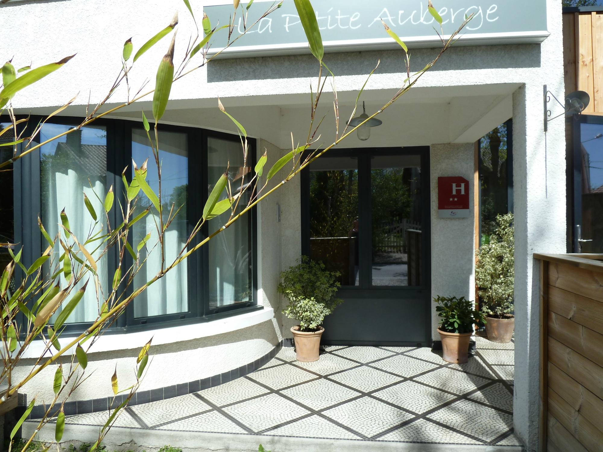 La Petite Auberge-官方