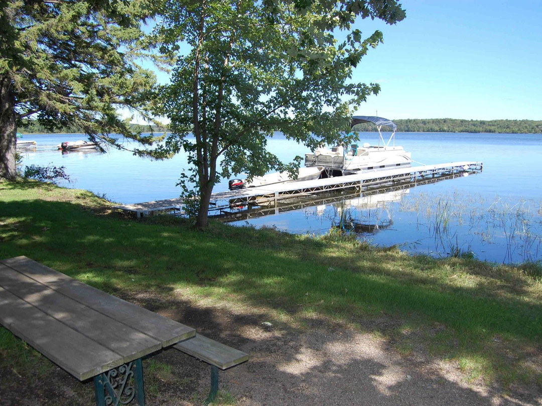 Twin Oaks Resort & RV Park