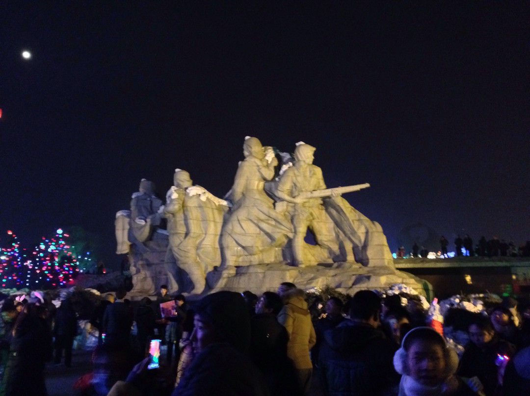 八女投江烈士陵园-牡丹江市必去景点