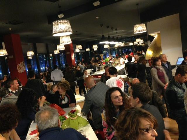 Belpasso餐馆和美食-Rossopomodoro Catania Etnapolis