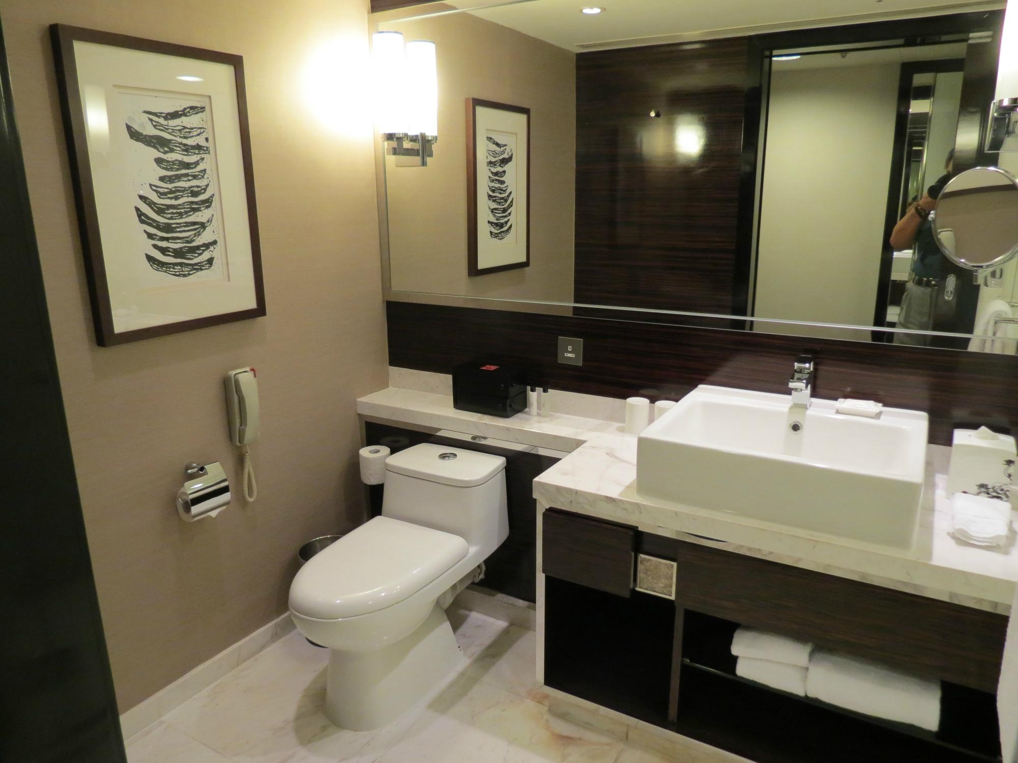 香港天际万豪酒店-浴室