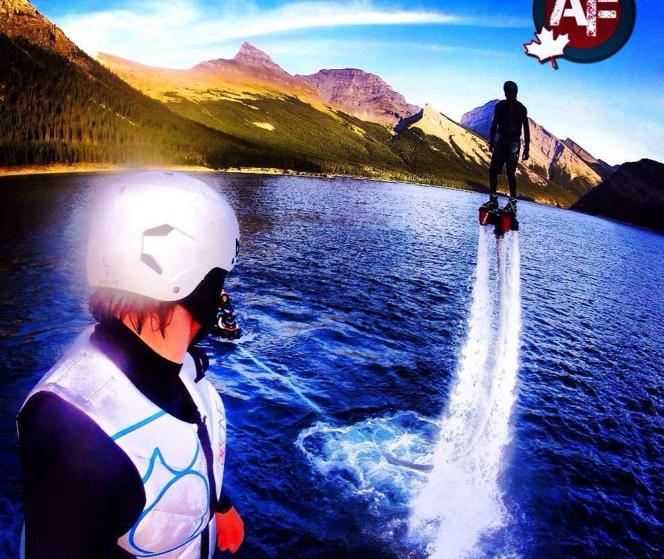 Canadian Jetpack Adventures-西尔万湖必去景点