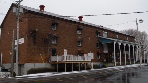 Shoppes at the Finish Line-Utica必去景点