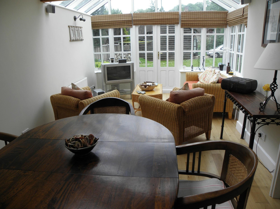 Colindale Cottage Bed & Breakfast主图