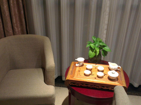 镇江大港新区逸翠园大酒店主图