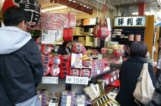新仲见世商店街-Asakusa必去景点