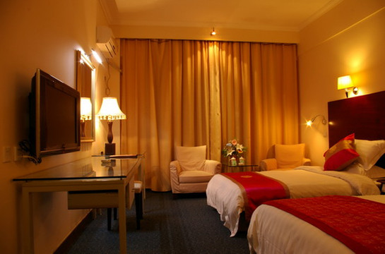 聚和帝居酒店主图