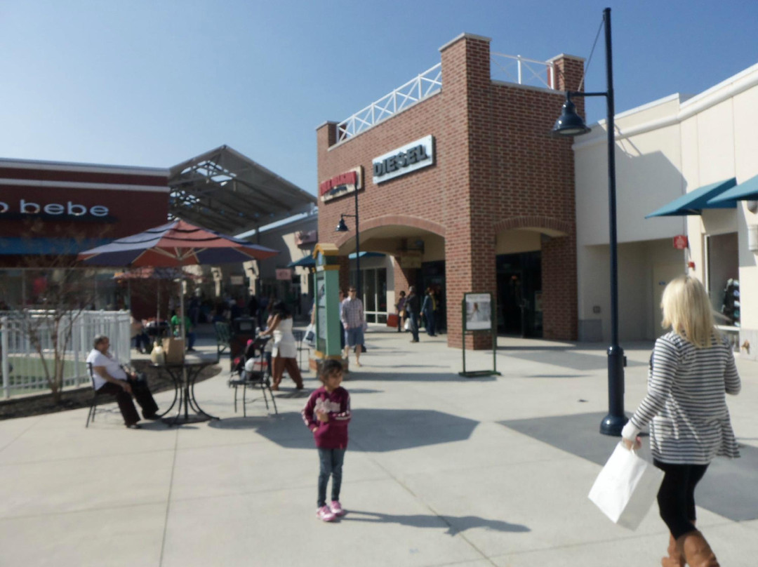 Philadelphia Premium Outlets-利默里克必去景点