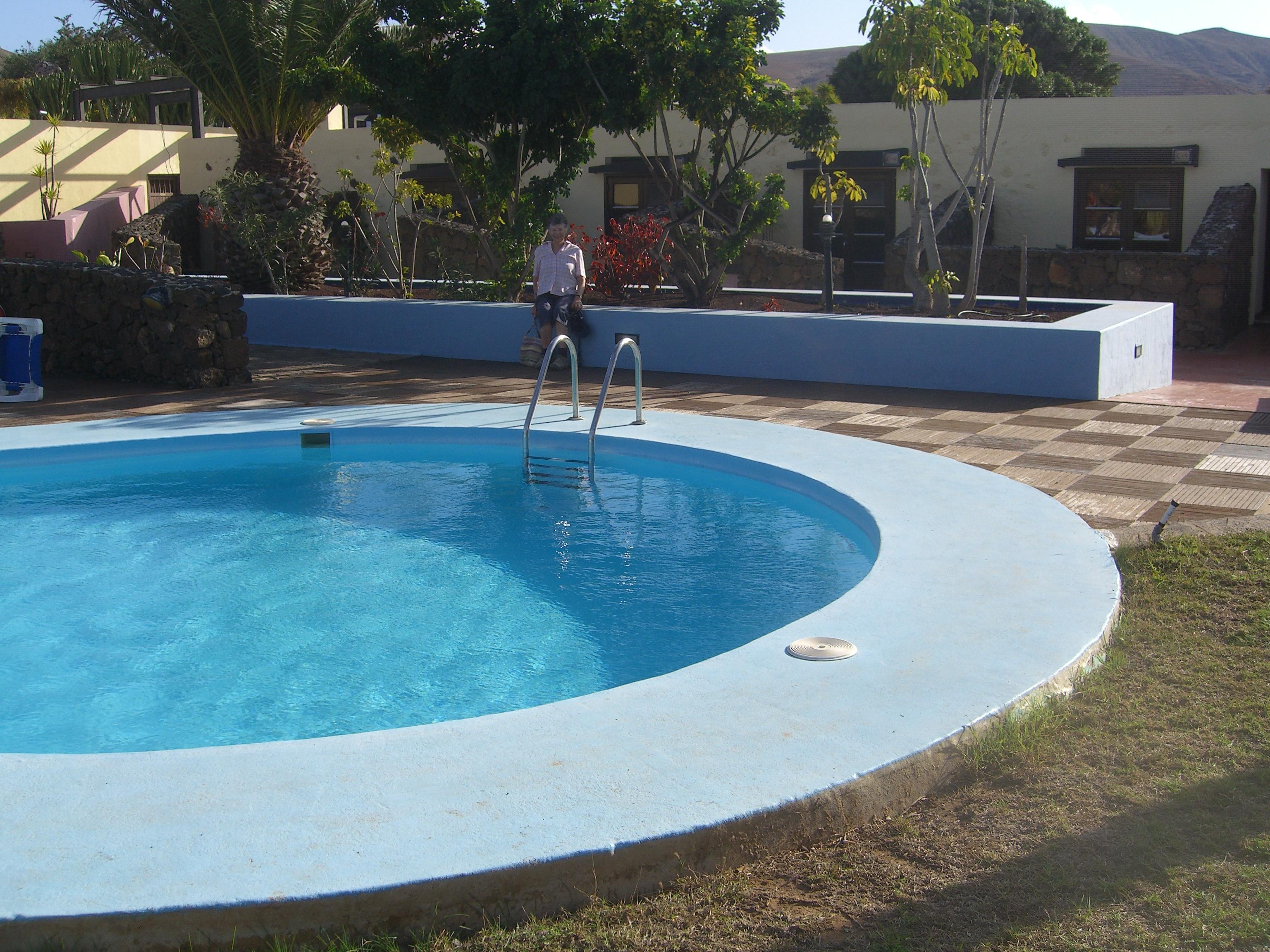 Finca de las Salinas-泳池