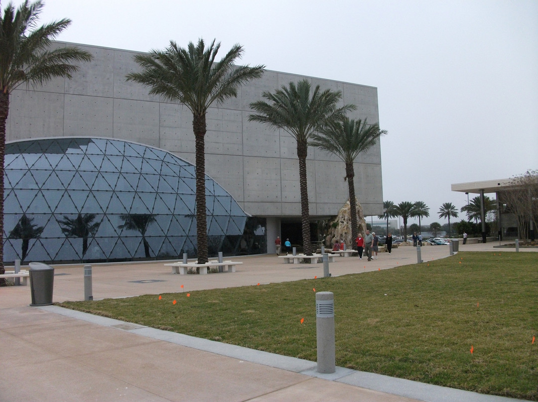 达利博物馆-圣彼德斯堡必去景点