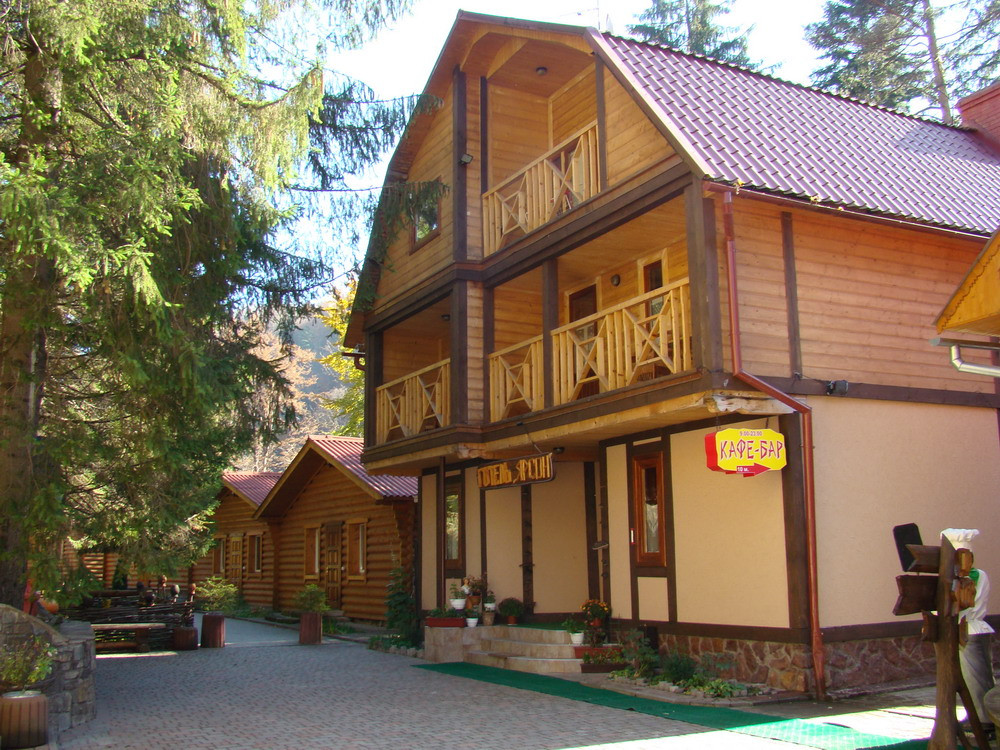 Hotel Yarson