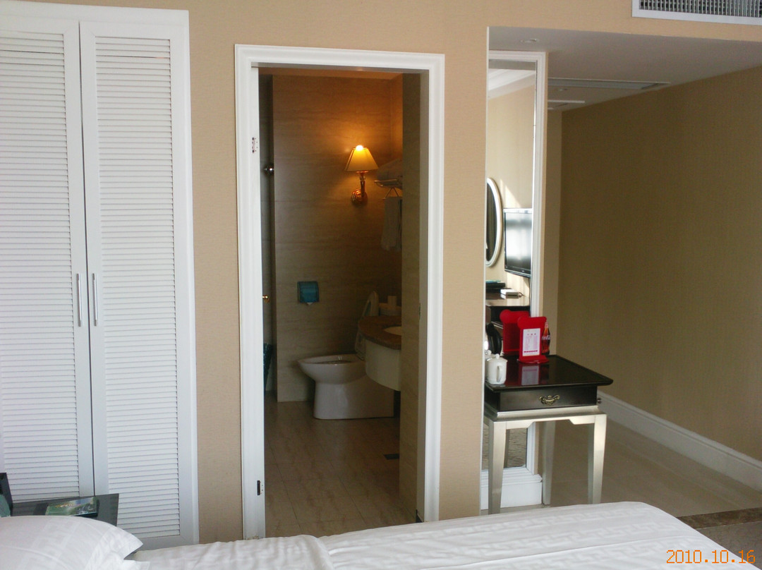 温泉国际酒店主图