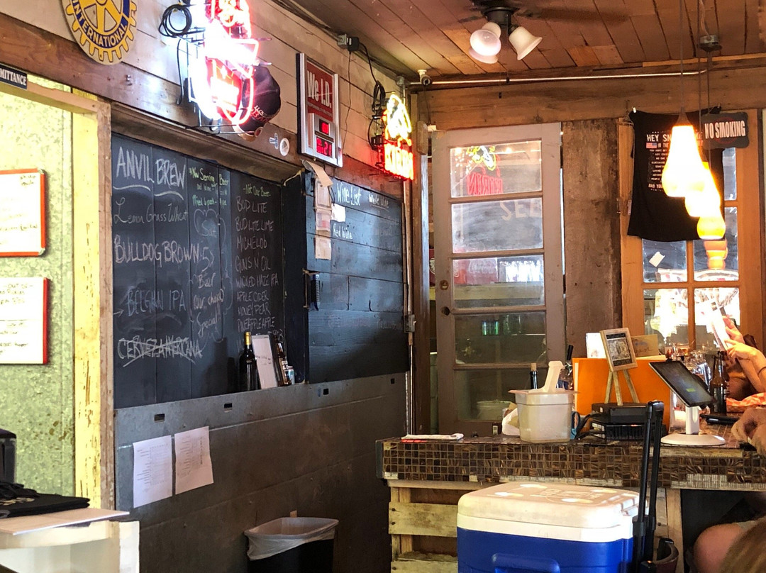 Pittsburg餐馆和美食-Anvil Brewing