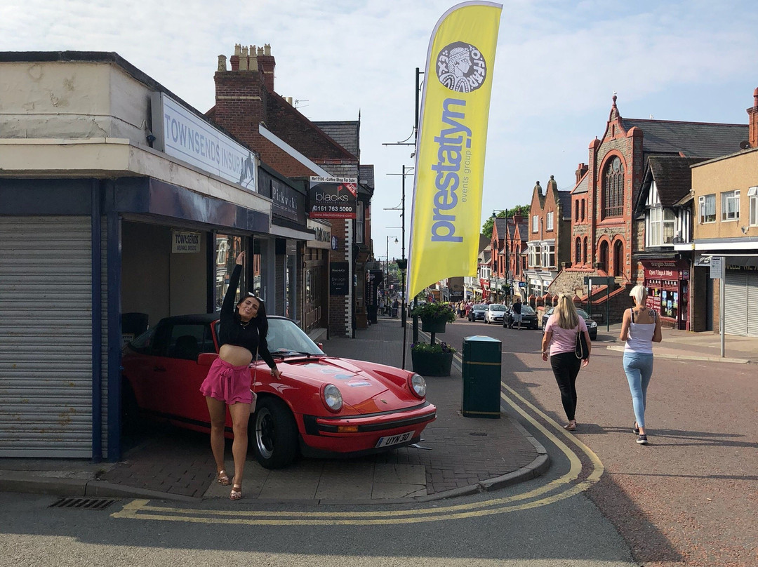 Prestatyn High Street景点图片