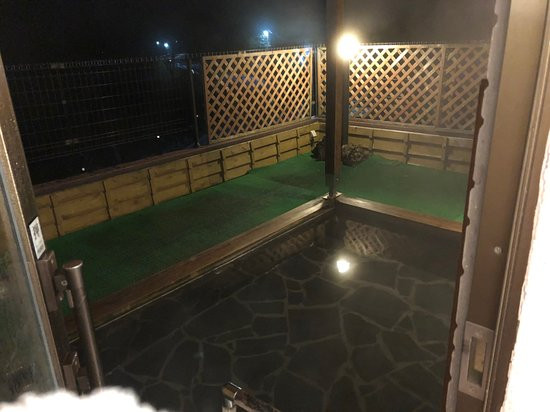精进湖酒店主图