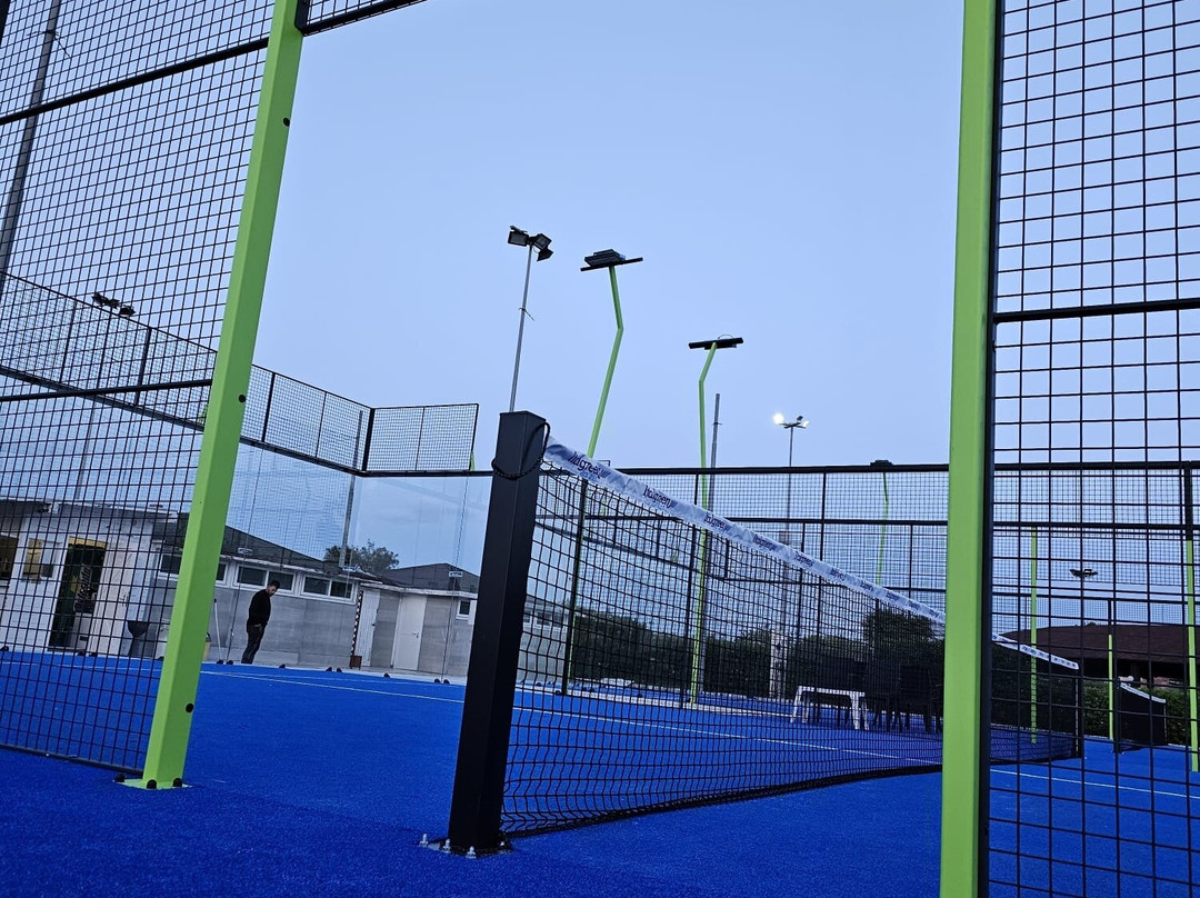 Centro Sportivo Villeneuve-Barletta必去景点