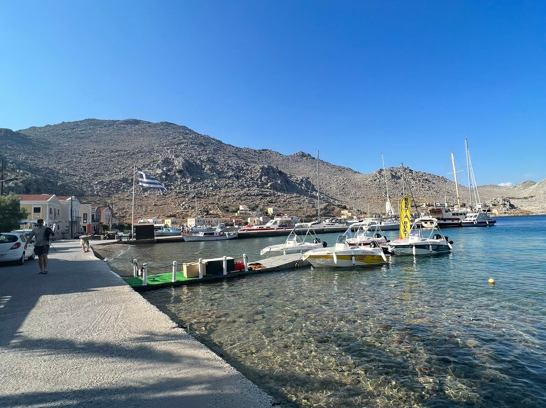 Asymi Residences主图