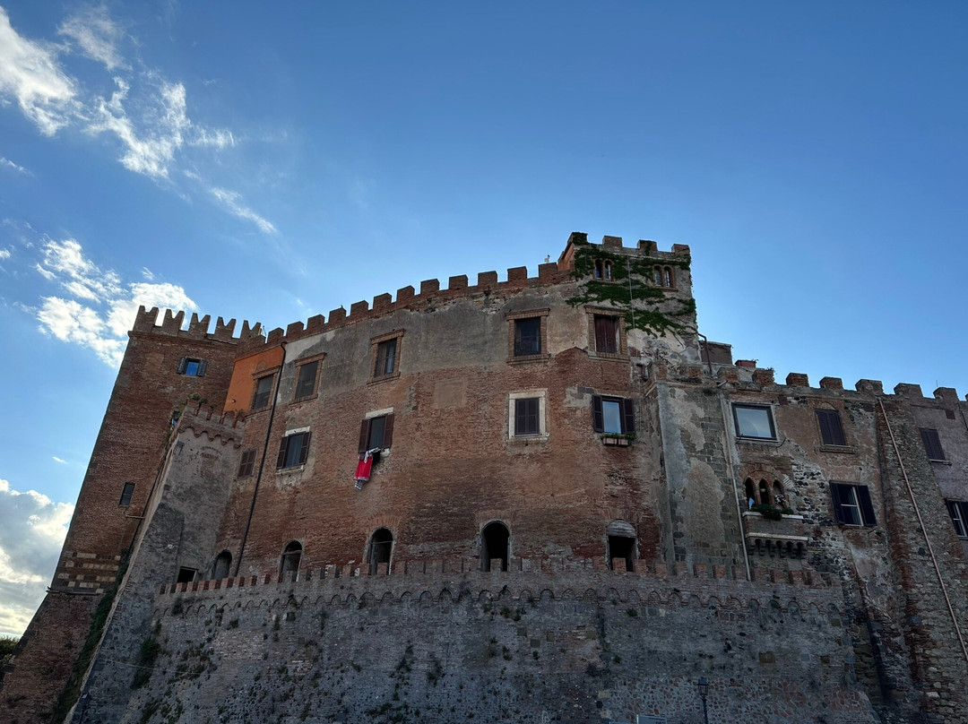 Castello Guglielmi景点图片