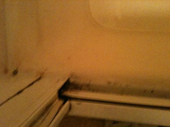 克罗伊登庭院酒店