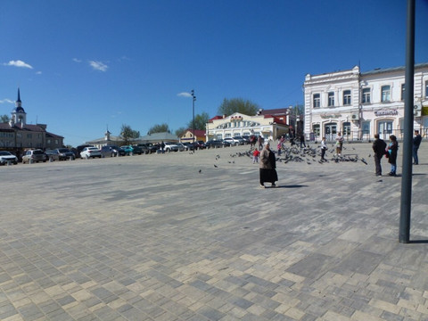 Revolyutsii Square-Kineshma必去景点